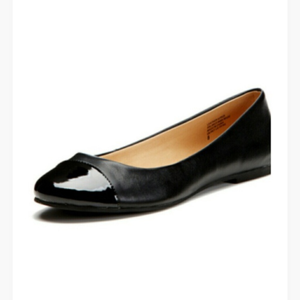 Seychelles Gala II flats NWOB US7